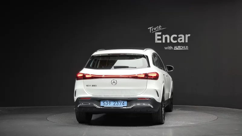 Mercedes-Benz EQA