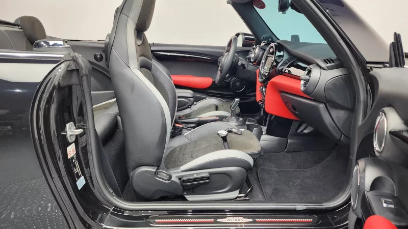 MINI Cooper Convertible