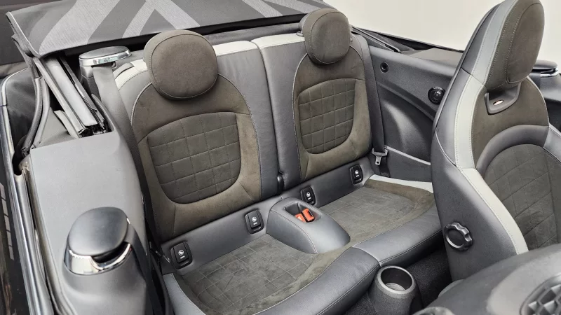 MINI Cooper Convertible