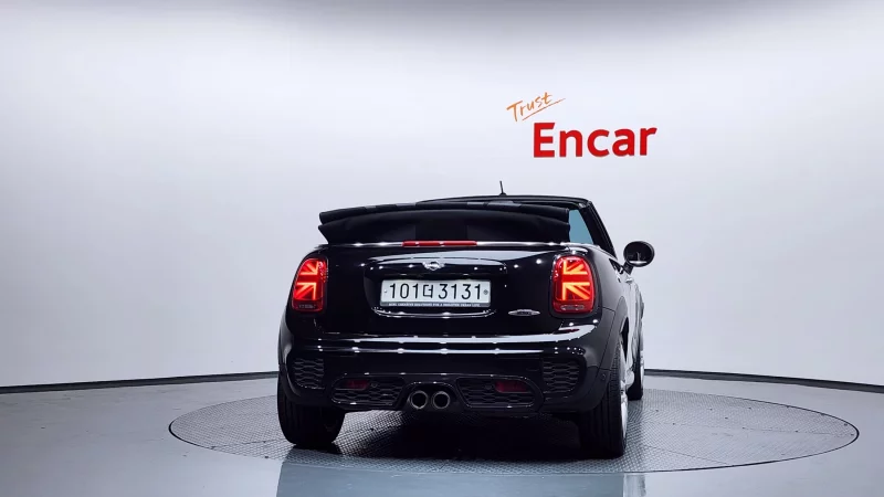 MINI Cooper Convertible