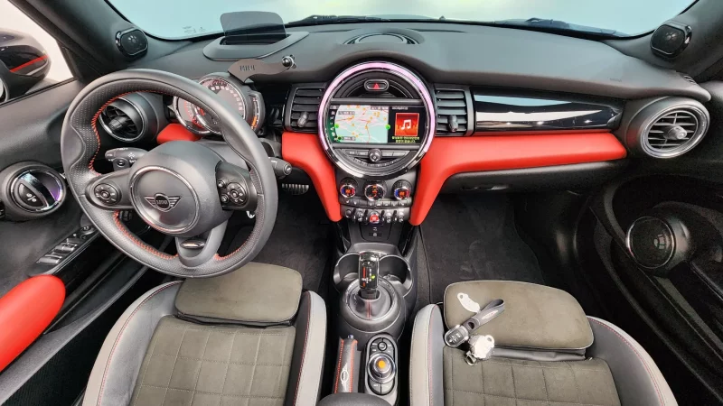 MINI Cooper Convertible