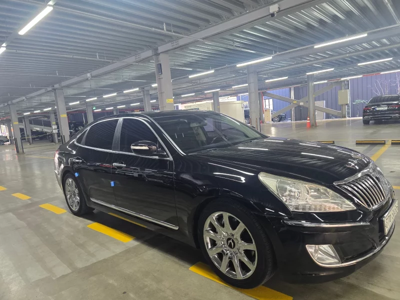 Hyundai Equus
