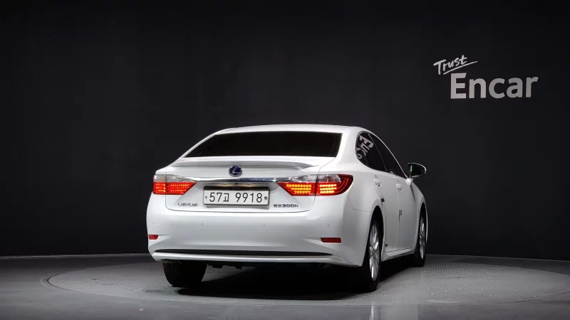 Lexus ES300h