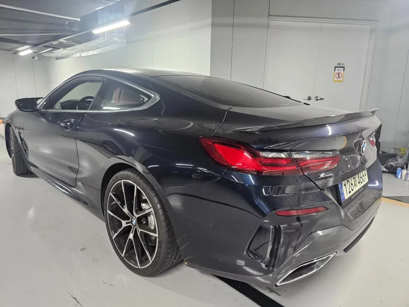 BMW 8-Series