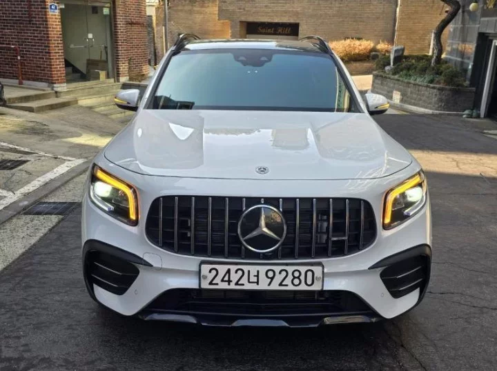 Mercedes-Benz GLB-Class