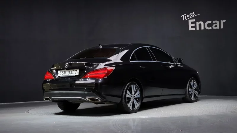 Mercedes-Benz CLA-Class