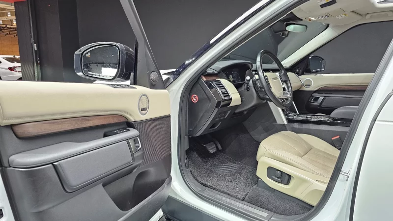 Land Rover DISCOVERY