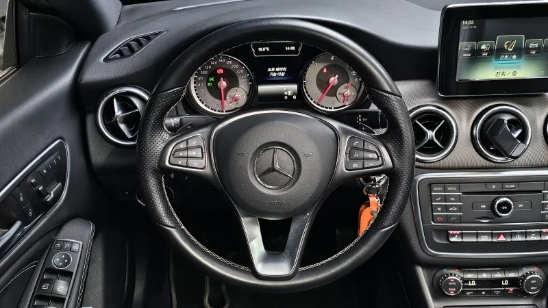 Mercedes-Benz CLA-Class