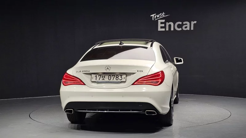 Mercedes-Benz CLA-Class