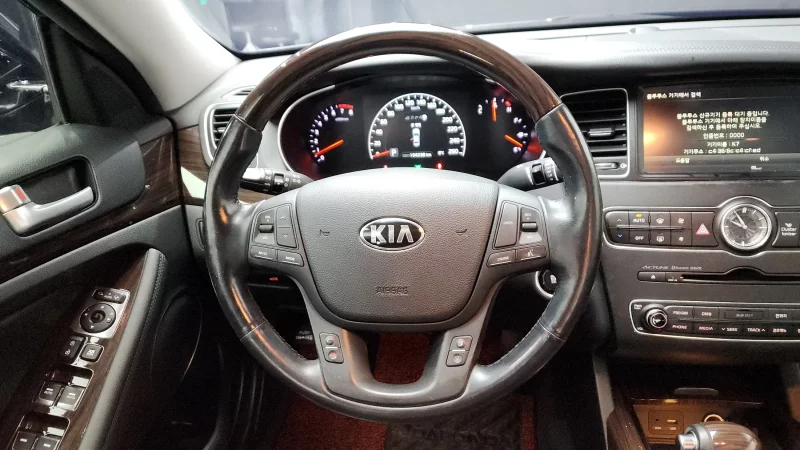 Kia K7