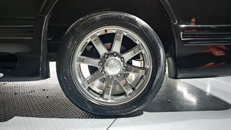 Chevrolet Express Van