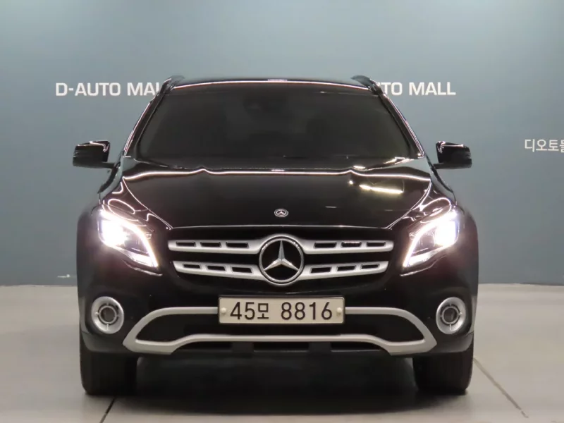 Mercedes-Benz GLA-Class