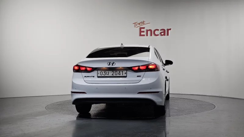 Hyundai AVANTE