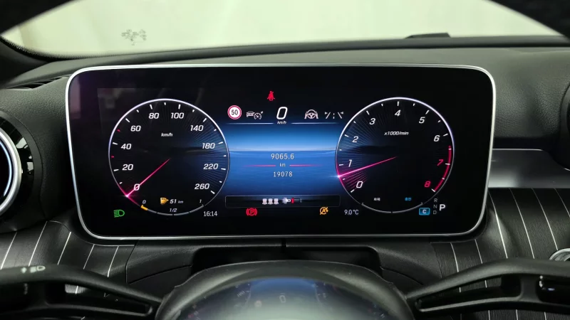 Mercedes-Benz C-Class