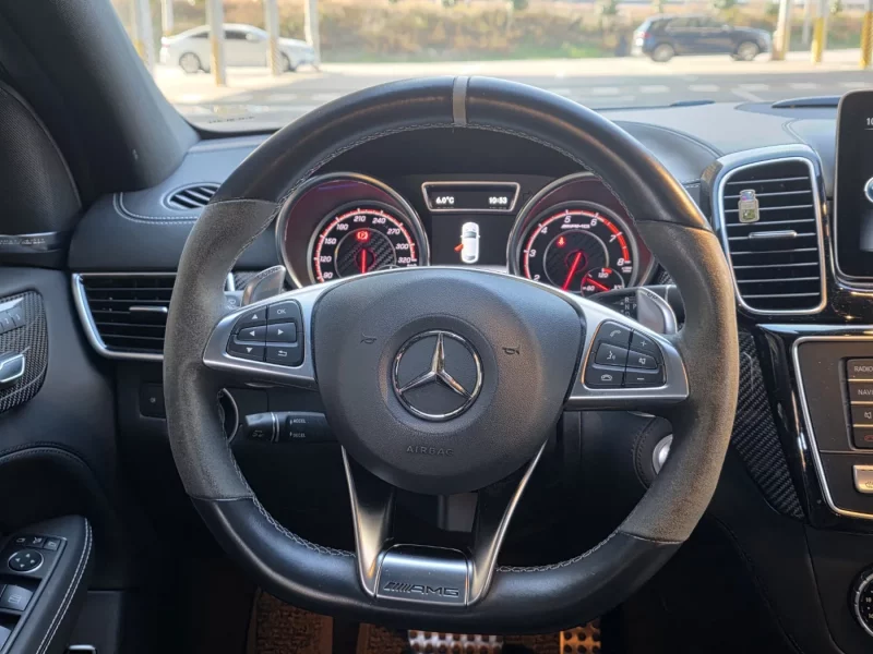 Mercedes-Benz GLE-Class