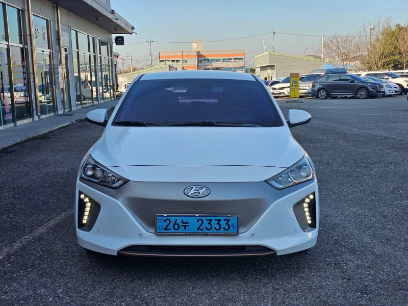 Hyundai Ioniq