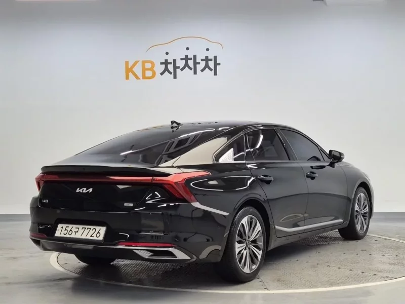 Kia K8