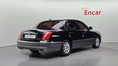 Kia OPIRUS