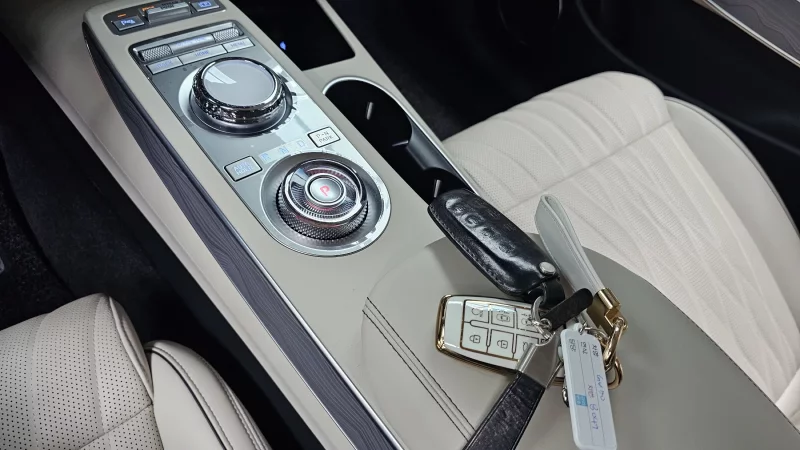 Genesis GV70