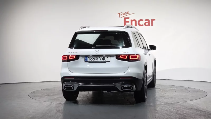 Mercedes-Benz GLB-Class