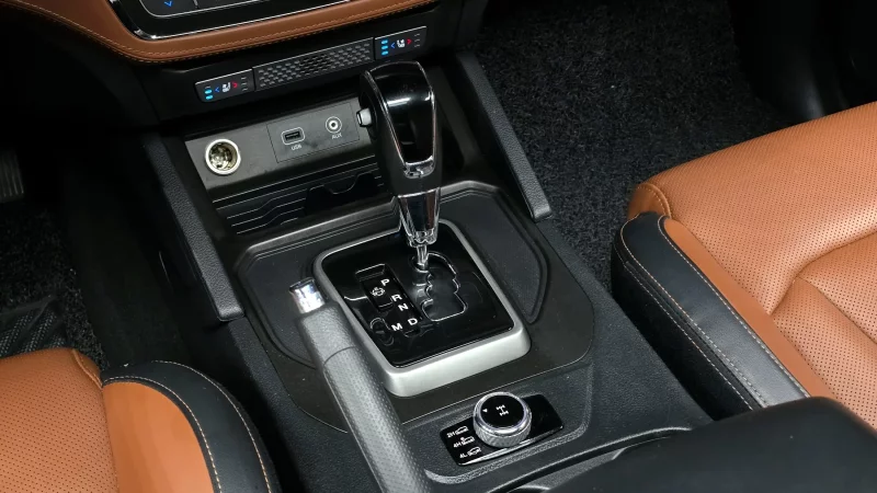 SsangYong Rexton Sports