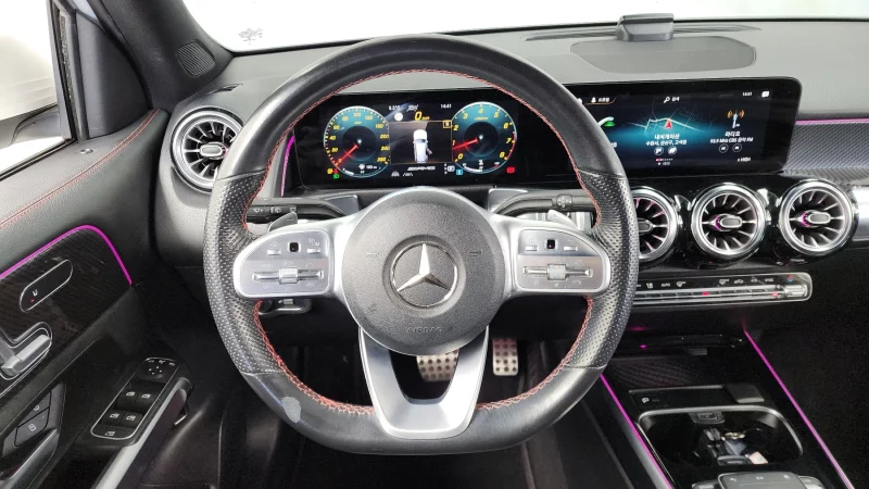 Mercedes-Benz GLB-Class