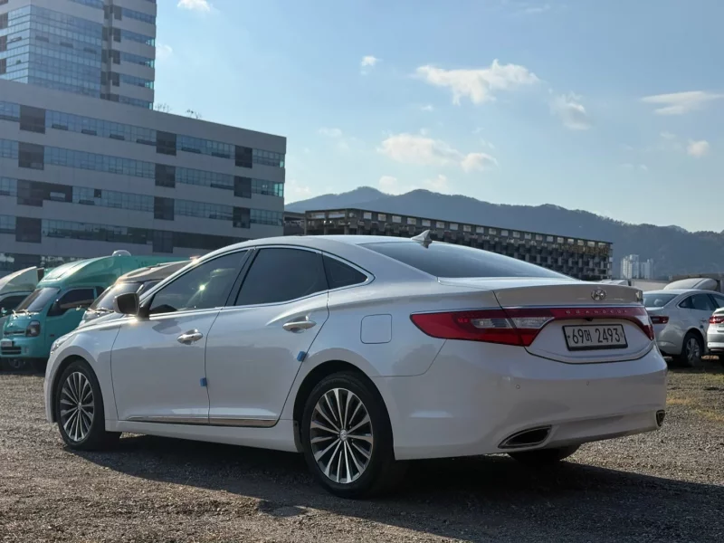 Hyundai Grandeur
