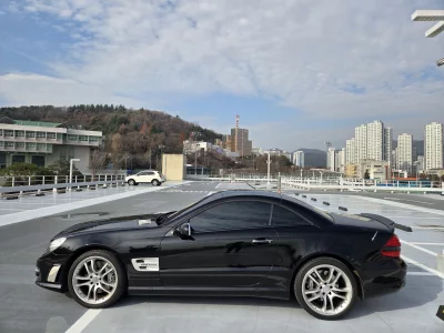 Mercedes-Benz SL-Class
