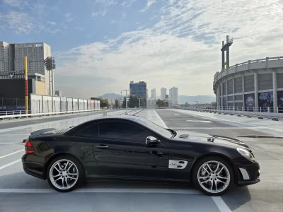 Mercedes-Benz SL-Class