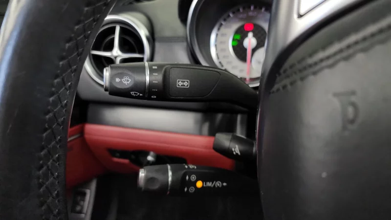 Mercedes-Benz SL-Class