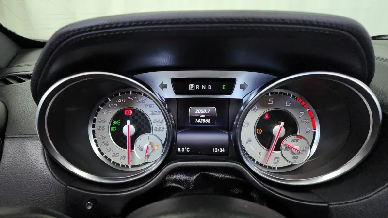 Mercedes-Benz SL-Class