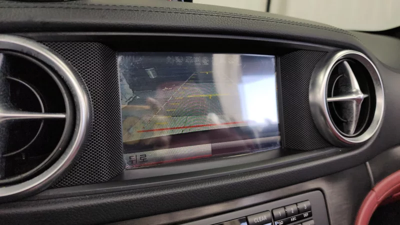 Mercedes-Benz SL-Class