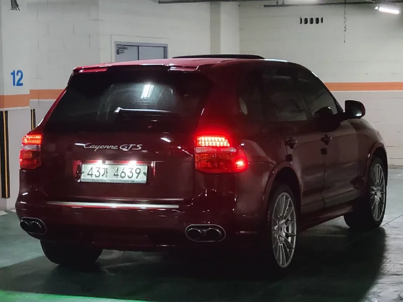 Porsche CAYENNE