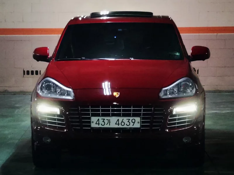 Porsche CAYENNE