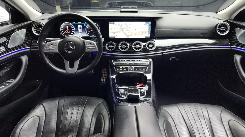 Mercedes-Benz CLS-Class