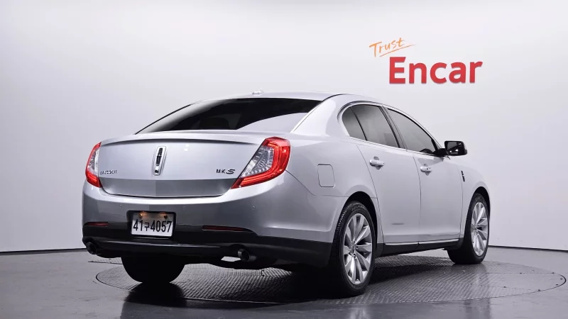 Lincoln MKS