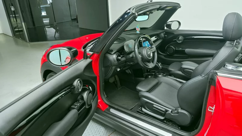 MINI Cooper Convertible