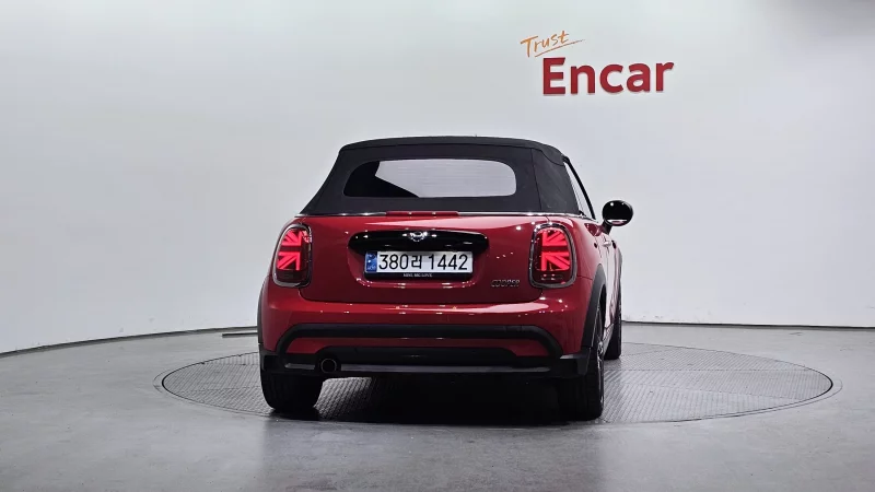 MINI Cooper Convertible