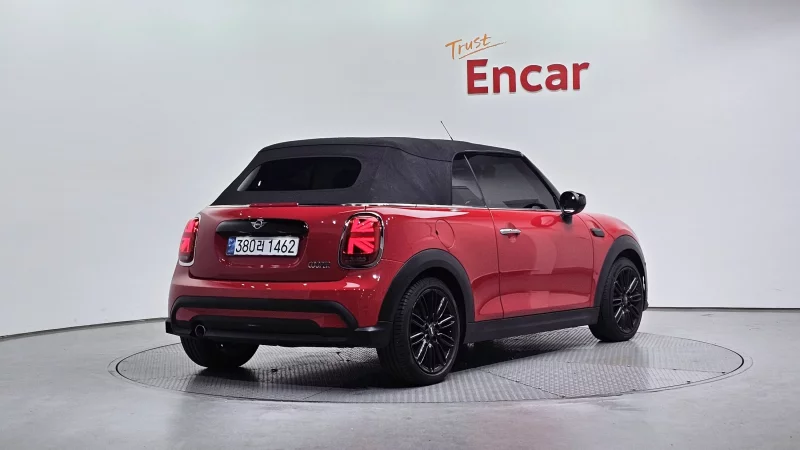 MINI Cooper Convertible
