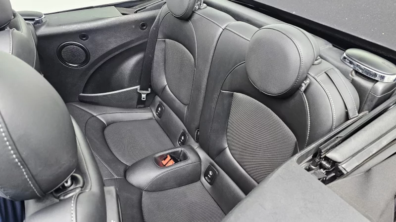 MINI Cooper Convertible