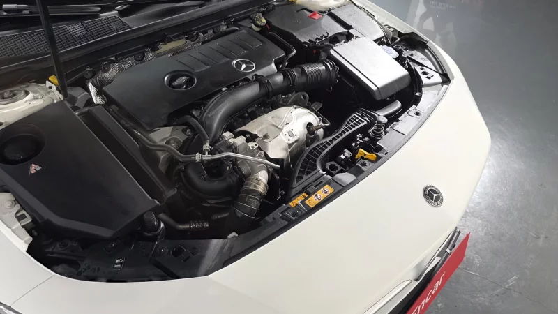 Mercedes-Benz CLA-Class