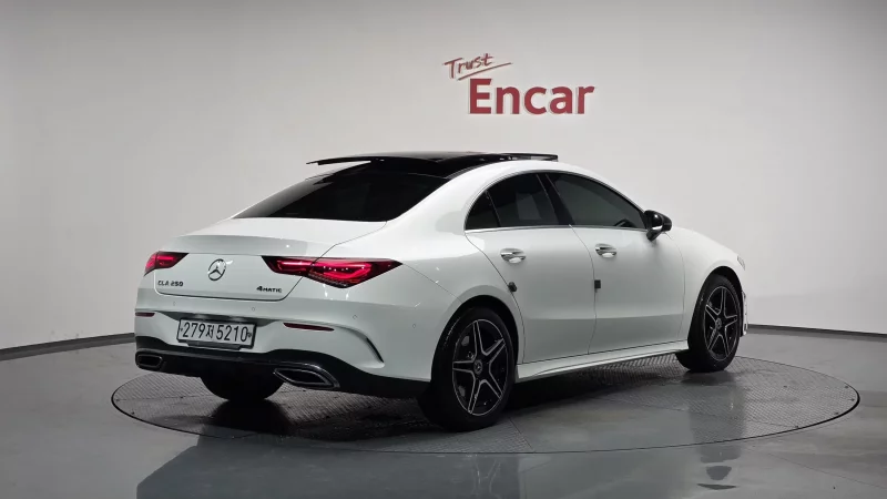 Mercedes-Benz CLA-Class