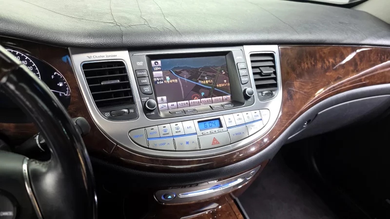 Hyundai Genesis