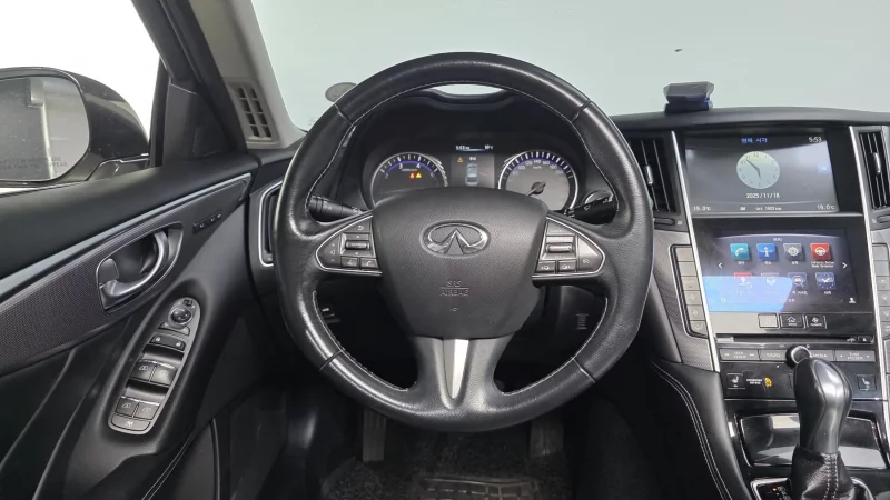 Infiniti Q50