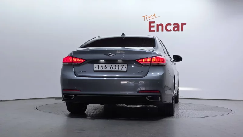 Hyundai Genesis