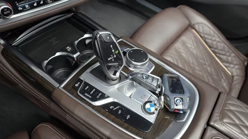 BMW 7-Series