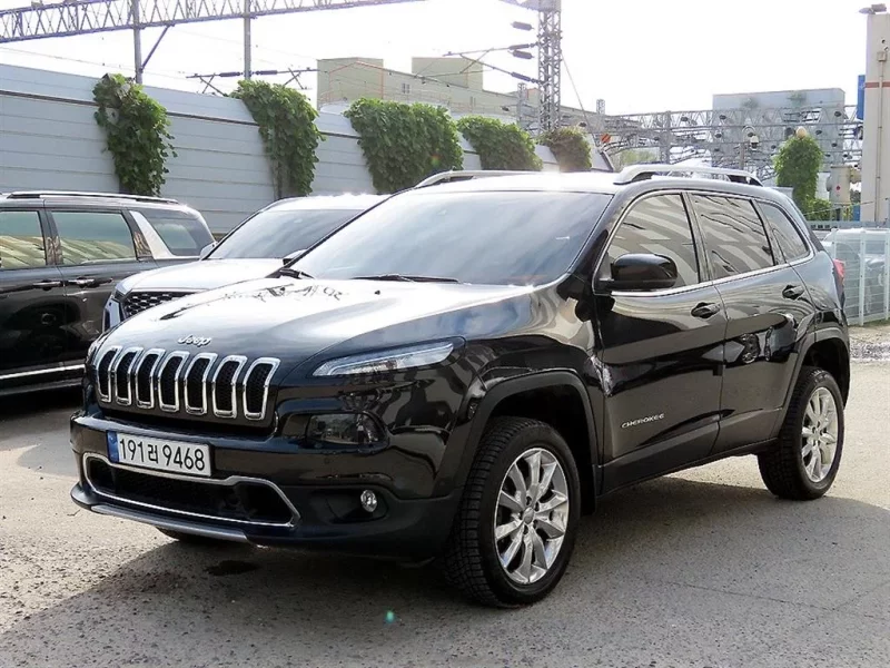 Jeep CHEROKEE