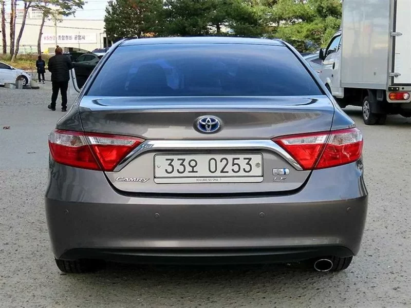 Toyota CAMRY