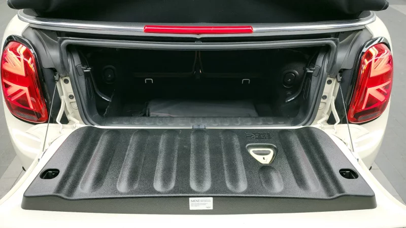 MINI Cooper Convertible