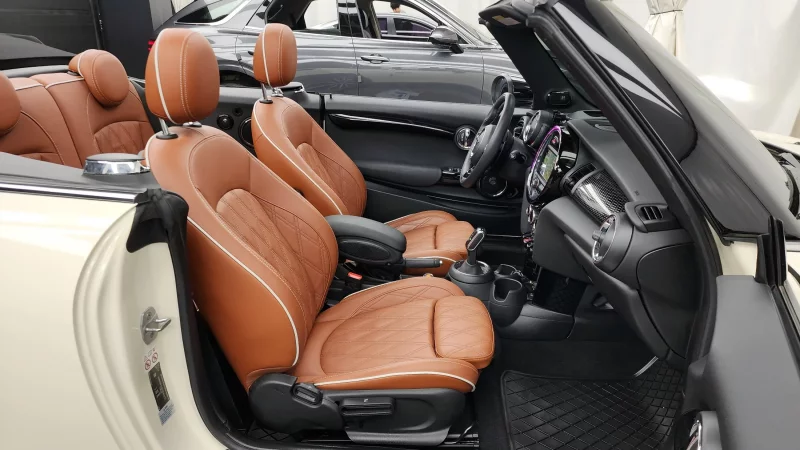 MINI Cooper Convertible